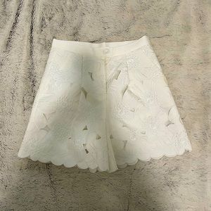 Elegant White Floral Lace Women Shorts